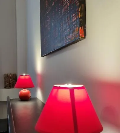 Апартаменты Alt *